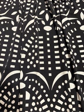 Worthington Black and White Geometric A-Line Skirt